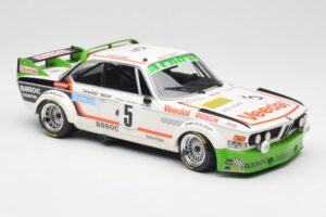 BMW 3.0 CSL E9 #5 Assoc Interim J-C. Chavan / A. Detrin Winners 24 Hours of Spa 1976 Minichamps 1:18 155762505 Metal - imagen 4 de 6