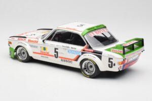 BMW 3.0 CSL E9 #5 Assoc Interim J-C. Chavan / A. Detrin Winners 24 Hours of Spa 1976 Minichamps 1:18 155762505 Metal - imagen 5 de 6