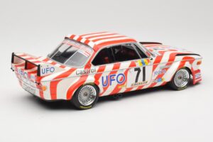 BMW 3.0 CSL E9 #71 Luigi Racing P. Xhenceval / J. Dieudonné 24 Hours of Le Mans 1977 Minichamps 1:18 155772571 Metal - imagen 2 de 6
