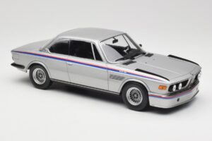 BMW 3.0 CSL E9 Polaris Silver Minichamps 1:18 155028135 Metal - imagen 4 de 6