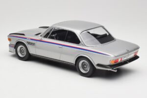 BMW 3.0 CSL E9 Polaris Silver Minichamps 1:18 155028135 Metal - imagen 5 de 6
