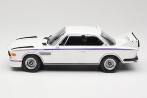 BMW 3.0 CSL E9 Blanco Minichamps 1:18 155028136 Metal - imagen 3 de 6