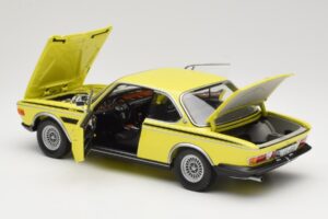 BMW 3.0 CSL E9 Amarillo Minichamps 1:18 80430137980 Metal - imagen 5 de 8