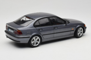 BMW 318i E46 Grey Metallic Edición Concesionario UT Models 1:18 80430028459 Metal - imagen 3 de 8