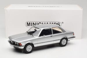 BMW 320 E21 Plata Minichamps 1:18 107024200 Resina - imagen 6 de 6