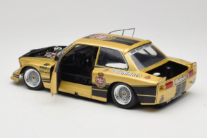 BMW 320i #4 Warsteiner J. Obermoser DRM 1977 Minichamps 1:18 180772105-R1 Metal - imagen 5 de 8