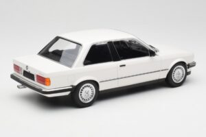 BMW 323i E21 Blanco Minichamps 1:18 155026005 Metal - imagen 2 de 6