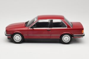 BMW 323i E30 Carmine Minichamps 1:18 155026008 Metal - imagen 3 de 6