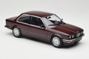 BMW 323i E30 Dark Red Metallic Minichamps 1:18 155026007 Metal - imagen 4 de 6