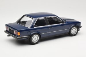 BMW 323i E30 Saturn Blue Minichamps 1:18 155026009 Metal - imagen 2 de 6