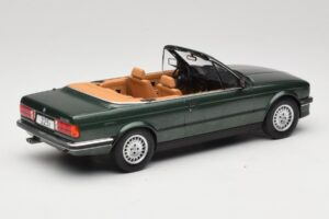 BMW 325i E30 Cabriolet Verde MCG 1:18 MCG18545 Metal - imagen 2 de 6