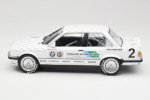 BMW 325i E30 #2 O. Manthey Vogelsang Automobile 3rd Place Eifel Race DTM 1986 Minichamps 1:18 155862602 Metal - imagen 3 de 6