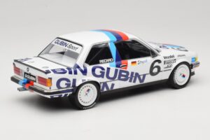 BMW 325i E30 #6 Gubin Sport V. Strycek DTM 1986 Minichamps 1:18 155862606 Metal - imagen 2 de 6