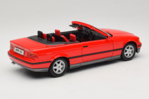 BMW 325i E36 Descapotable Rojo Maisto 1:18 50229 Metal - imagen 3 de 8