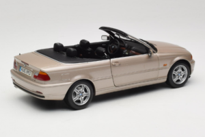 BMW 328i E46 Cabriolet Sand Beige Metallic Kyosho 1:18 80430009756 Metal - imagen 4 de 9