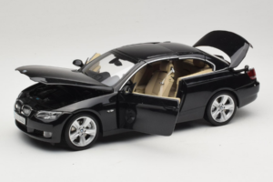 BMW 335i E93 Descapotable Sapphire Black Kyosho 1:18 80430413375 Metal - imagen 2 de 10