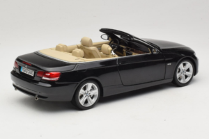 BMW 335i E93 Descapotable Sapphire Black Kyosho 1:18 80430413375 Metal - imagen 3 de 10