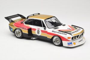 BMW 3.5 CSL E9 Hermetite #8 J. Fitzpatrick / T. Walkinshaw 1000 km Nurburgring 1976 Minichamps 1:18 155762608 Metal - imagen 4 de 6