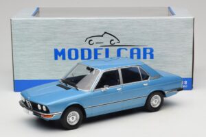 BMW 5 Series E12 Azul MCG 1:18 MCG18541 Metal - imagen 6 de 6