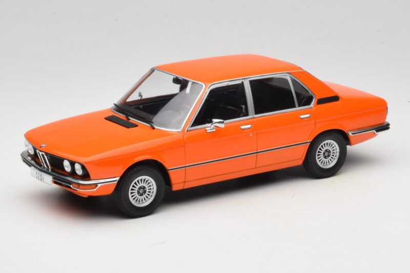 BMW 5 Series E12 Naranja MCG 1:18 MCG18540 Metal