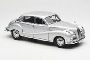 BMW 502 2.6 Luxus Super Plata AUTOart 1:18 70593 Metal - imagen 6 de 8