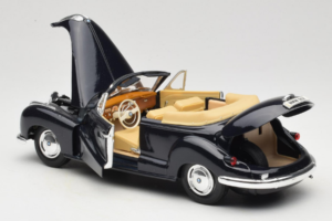 BMW 502 Descapotable Negro Maisto 1:18 31817 Metal - imagen 5 de 8