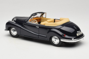 BMW 502 Descapotable Negro Maisto 1:18 31817 Metal - imagen 7 de 8