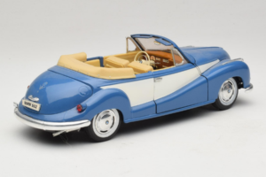 BMW 502 Descapotable Azul Tchibo 1:18 45396 Metal - imagen 3 de 8