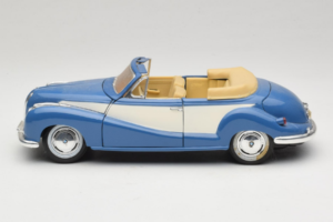 BMW 502 Descapotable Azul Tchibo 1:18 45396 Metal - imagen 4 de 8