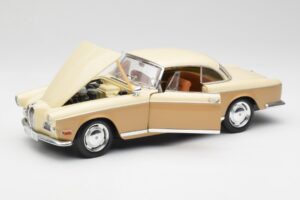 BMW 503 Beige Revell 1:18 8832 Metal - imagen 2 de 8