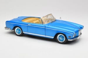 BMW 503 Cabriolet Riviera Blue Revell 1:18 08843 Metal - imagen 7 de 9