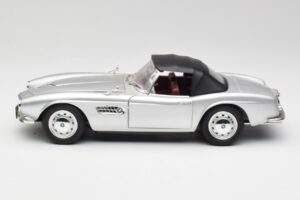 BMW 507 Plata Revell 1:18 9034 Metal - imagen 4 de 8