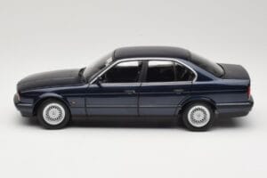 BMW 535i E34 Blue Metallic Minichamps 1:18 100024004 Metal - imagen 4 de 8