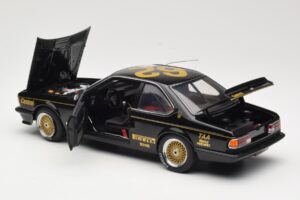 BMW 635 CSi E24 #62 J. Richards JPS Team BMW ATCC Winner 1985 AUTOart 1:18 88548 Metal - imagen 5 de 8
