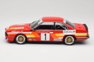 BMW 635 CSi E24 #1 U. Felder / D. Hamelmann Auto Budde Winners 24 Hours of Nürburgring 1985 Minichamps 1:18 155852501 Metal - imagen 3 de 6