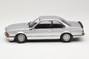 BMW 635 CSi E24 Plata Minichamps 1:18 155028107 Metal - imagen 3 de 6