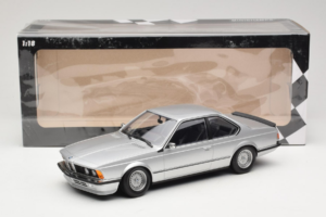 BMW 635 CSi E24 Plata Minichamps 1:18 155028107 Metal - imagen 6 de 6