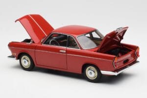BMW 700 Sport Coupe Spanish Rojo AUTOart 1:18 70652 Metal - imagen 5 de 8