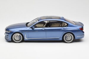 BMW Alpina B7 G12 Azul GT Spirit 1:18 GT465 Resina - imagen 3 de 6