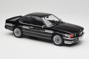 BMW Alpina B7 Turbo E24 Diamond Black MCG 1:18 MCG18235 Metal - imagen 4 de 6