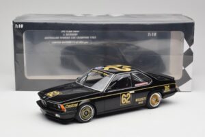 BMW 635CSi E24 JPS Team BMW #62 J. Richards Australian Touring Car Champion 1985 Minichamps 1:18 155852562 Metal - imagen 6 de 6