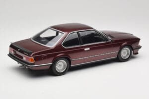 BMW 635 CSi E24 Karmesinrot Metallic Minichamps 1:18 155028105 Metal - imagen 2 de 6