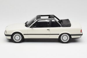 BMW 325i E30 Baur TC2 Blanco Otto 1:18 OT1097 Resina - imagen 3 de 6