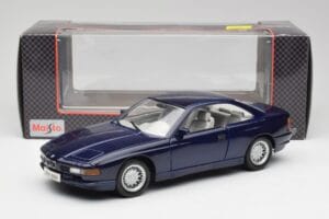 BMW E31 850i Mauritius Azul Maisto 1:18 438813100299 Metal - imagen 8 de 8