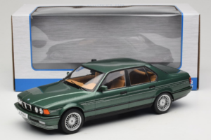 BMW Alpina B11 E32 3.5 Metallic Green MCG 1:18 MCG18233 Metal - imagen 6 de 6