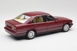 BMW 535i E34 Rojo Minichamps 1:18 100024002 Metal - imagen 3 de 8