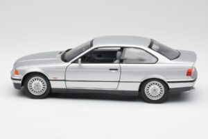 BMW 3 Series E36 Coupe Plata UT Models 1:18 180023321 Metal - imagen 4 de 8