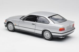 BMW 3 Series E36 Coupe Plata UT Models 1:18 180023321 Metal - imagen 7 de 8