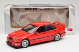 BMW 318is E36 Rojo UT Models 1:18 180024302 Metal - imagen 8 de 8