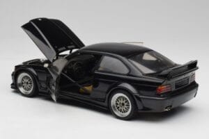 BMW E36 M3 GTR Street Cosmos Negro UT Models 1:18 20481 Metal - imagen 5 de 8